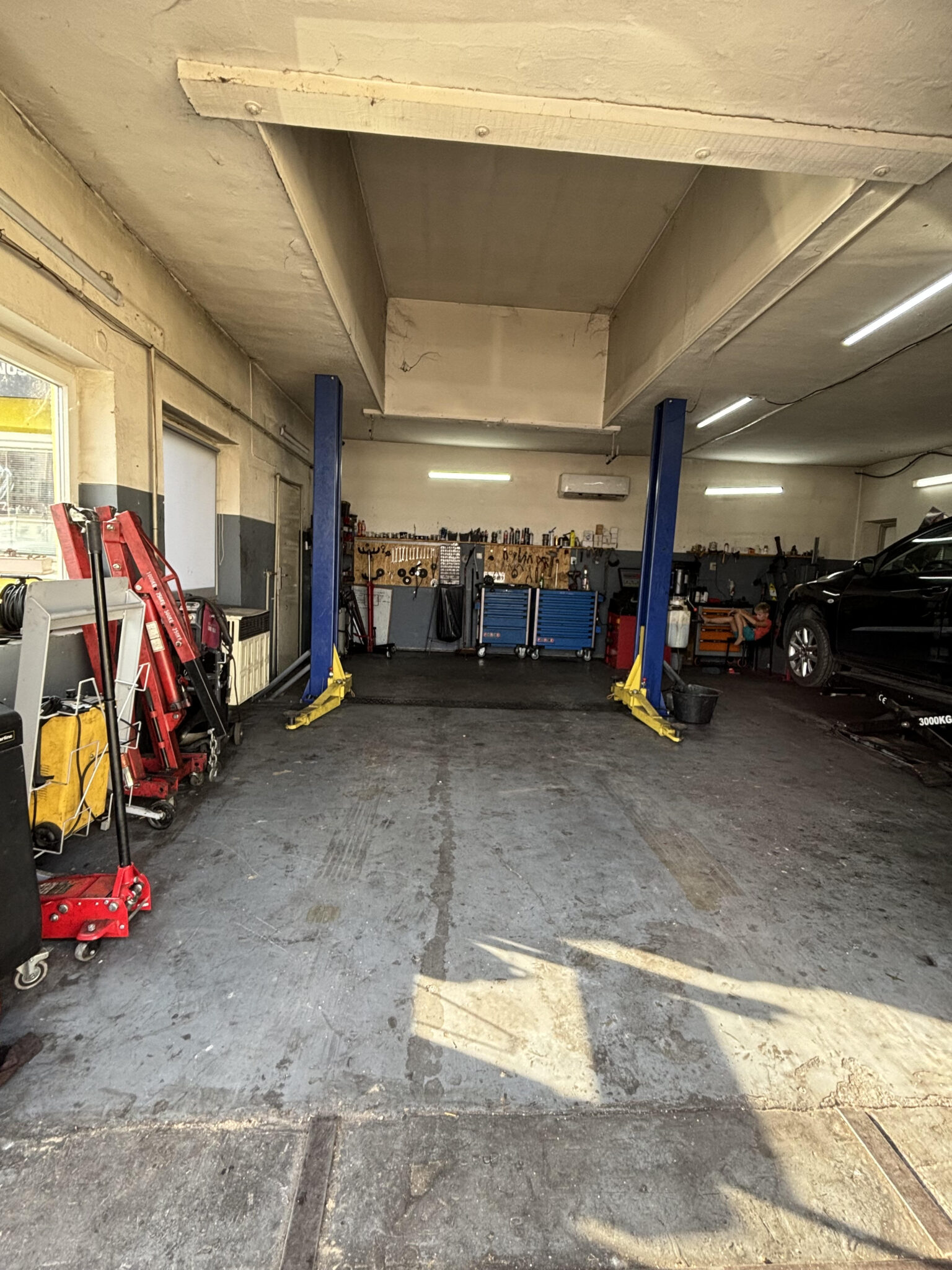 Autoservis priestory